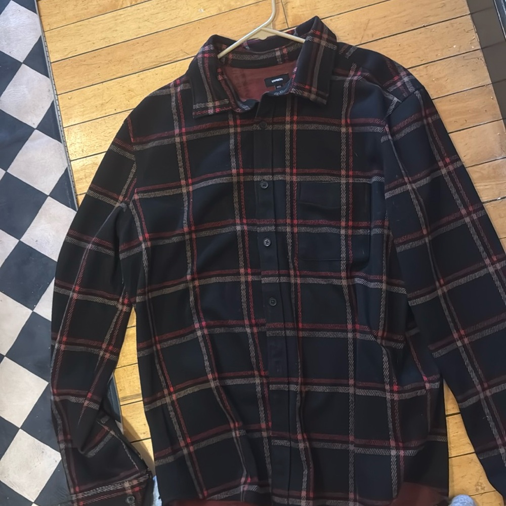 Large Express Flannel this Season only worn once. Pitch Black